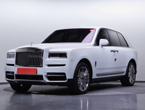 Rolls-Royce Cullinan 2023 - 6 