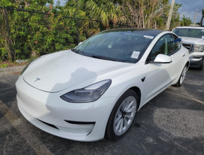 Tesla Model 3 2023 - 2 