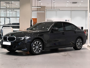 BMW 3-Series 320i 2024 - 4 