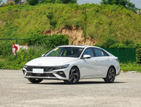 Hyundai Elantra Basic 2023 - 2 