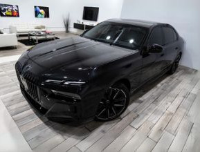 BMW 7-series 2023 - 1 