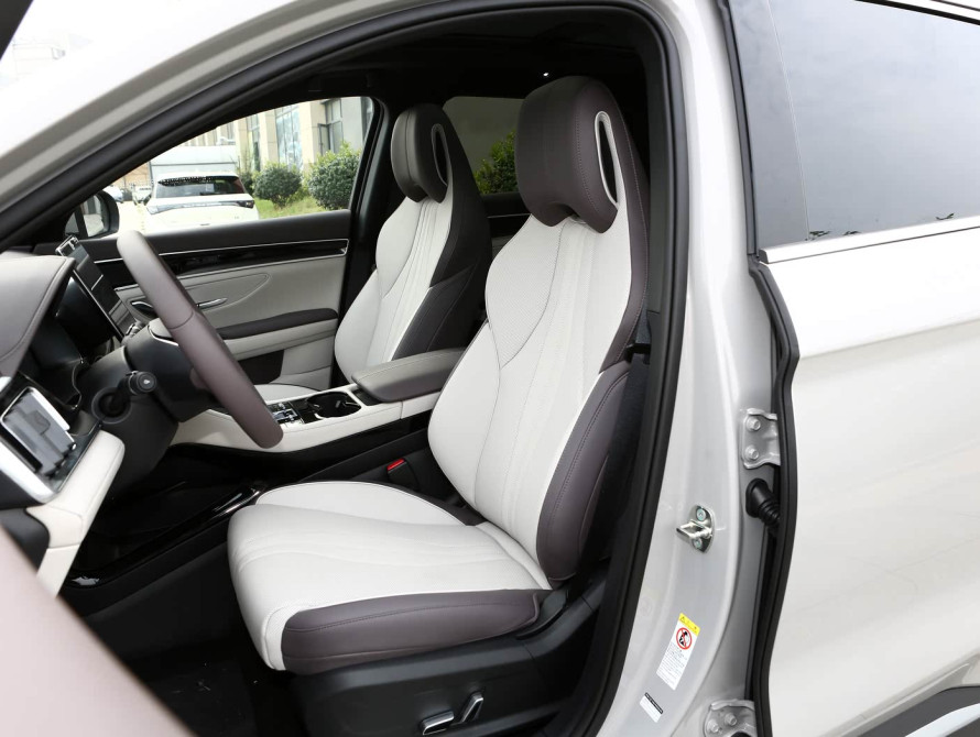 BYD Song Plus New Energy Flagship 2025 BYD Song Plus New Energy Flagship 2025