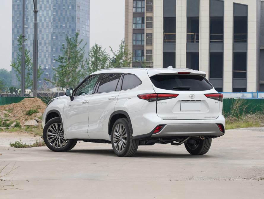 Toyota Highlander Supreme Edition 7 seater 2024 Toyota Highlander Supreme Edition 7 seater 2024