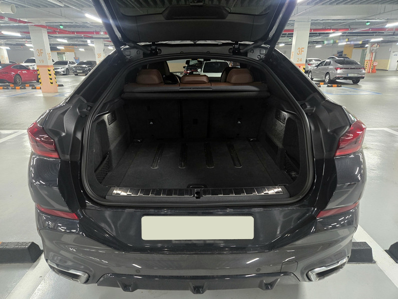 BMW X6 xDrive40i M Sport 2024 BMW X6 xDrive40i M Sport 2024