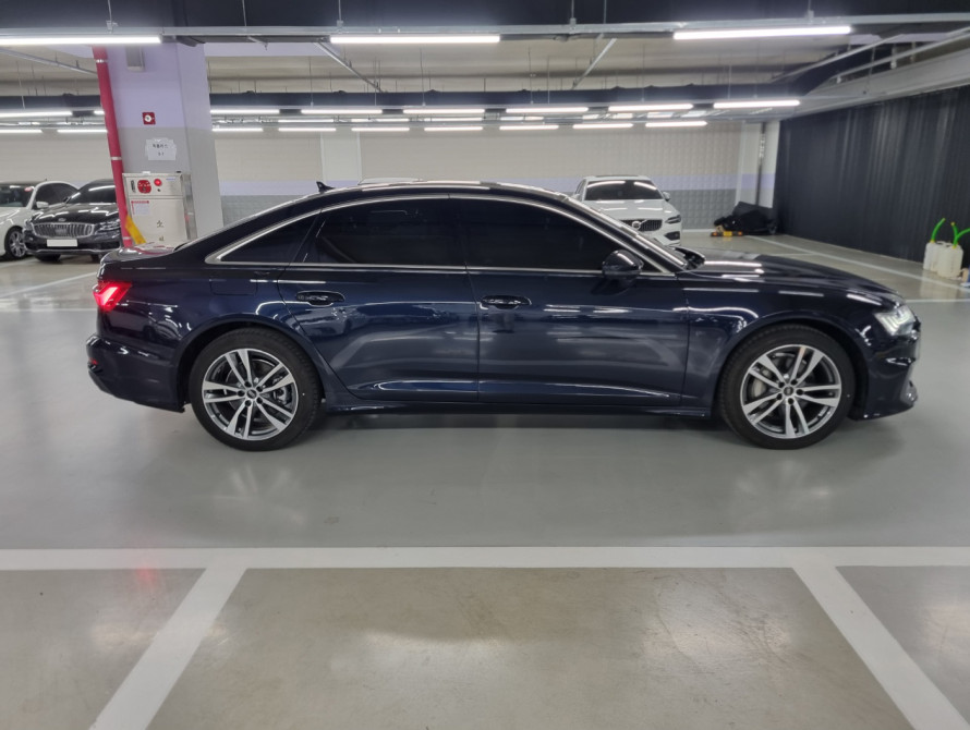 Audi A6 45TFSI Premium 2023 Audi A6 45TFSI Premium 2023