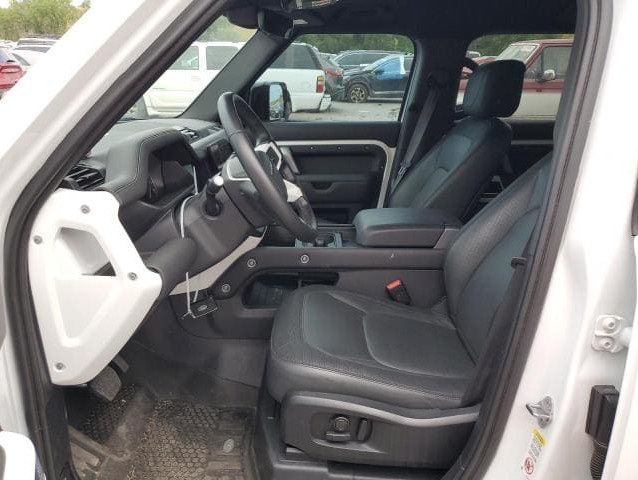 Land Rover Defender 110 X-Dynamic SE 2023 Land Rover Defender 110 X-Dynamic SE 2023