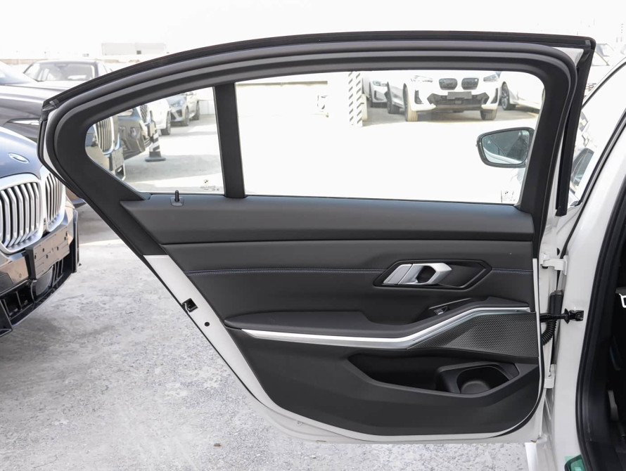 BMW 3 series Mid 2025 BMW 3 series Mid 2025