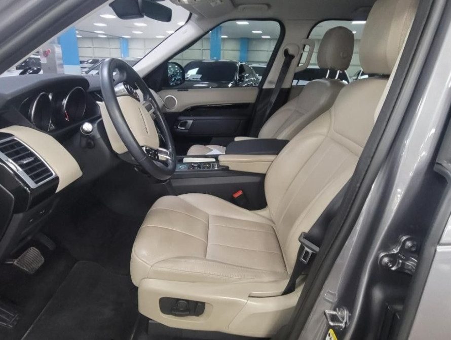 Land Rover Discovery SE 2025 Land Rover Discovery SE 2025