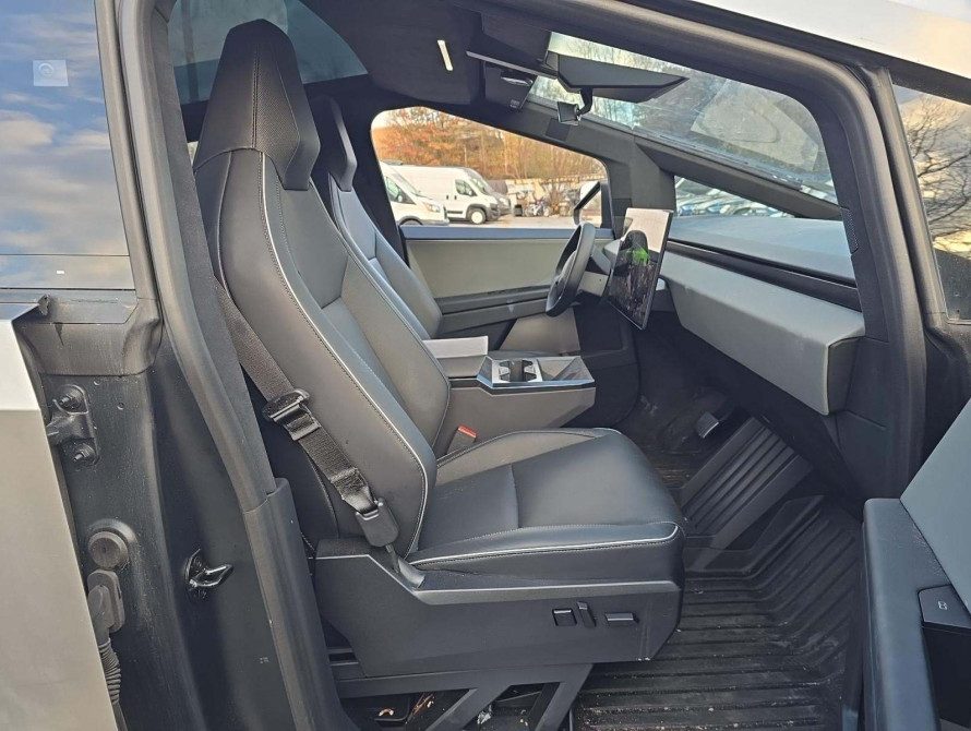 Tesla Cybertruck 2024 Tesla Cybertruck 2024
