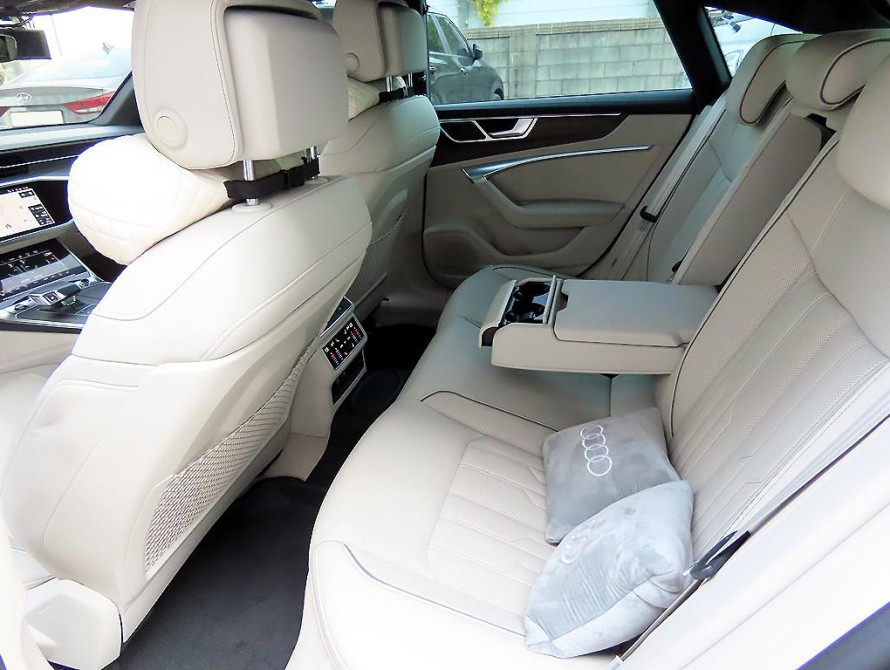 Audi A7 55TFSI quattro Premium 2024 Audi A7 55TFSI quattro Premium 2024