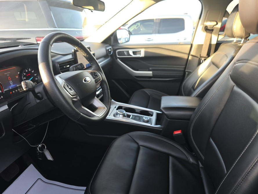 Ford Explorer XLT 2024 Ford Explorer XLT 2024