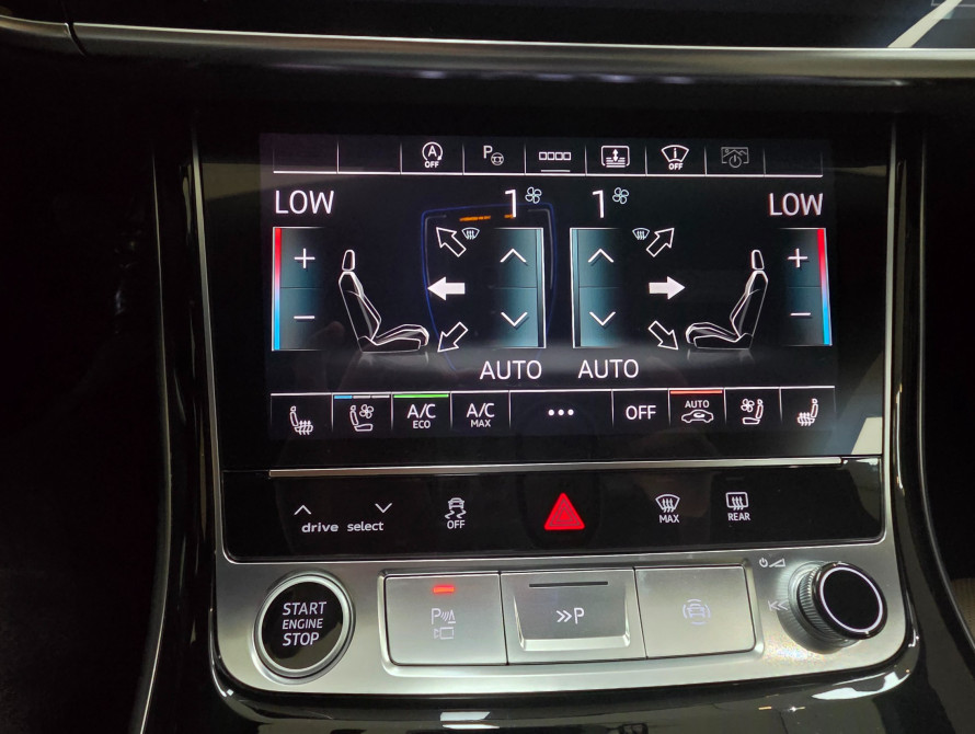 Audi A8 55TFSI Premium LWB 2023 Audi A8 55TFSI Premium LWB 2023