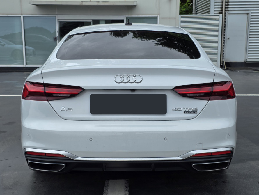 Audi A5 40 TFSI quattro Premium Sportback 2023 Audi A5 40 TFSI quattro Premium Sportback 2023