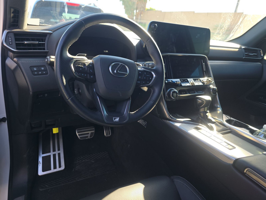 Lexus LX600F Sport 2024 Lexus LX600F Sport 2024