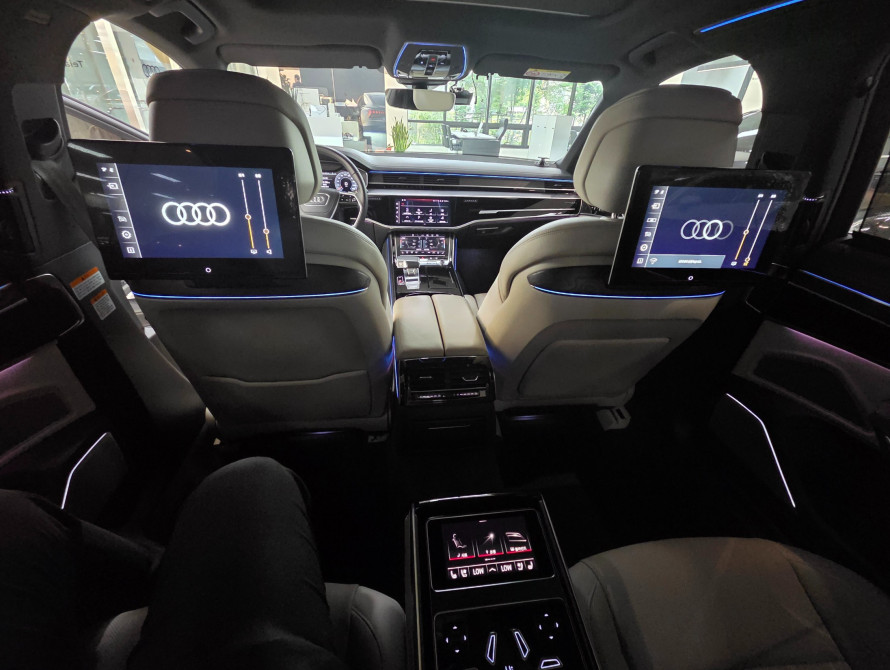 Audi A8 55TFSI Premium LWB 2023 Audi A8 55TFSI Premium LWB 2023