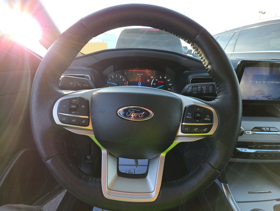 Ford Explorer XLT 2024 Ford Explorer XLT 2024