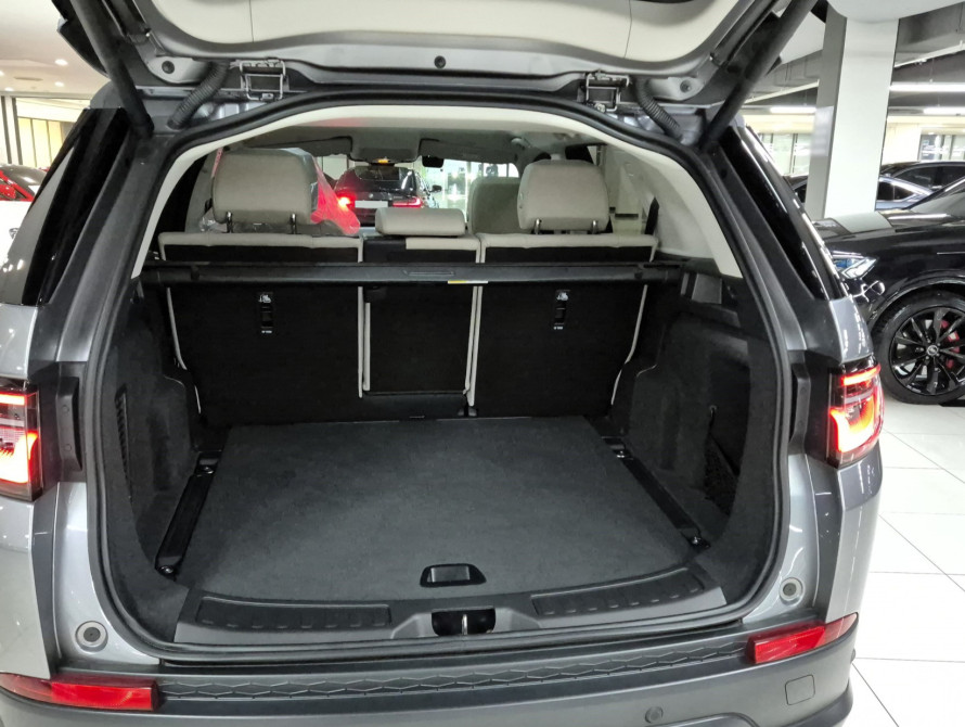 Land Rover Discovery Sport P250 SE 2025 Land Rover Discovery Sport P250 SE 2025