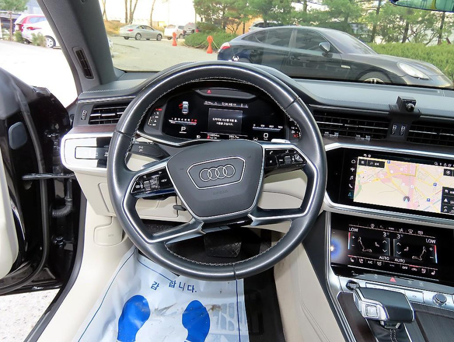 Audi A7 55TFSI quattro Premium 2024 Audi A7 55TFSI quattro Premium 2024