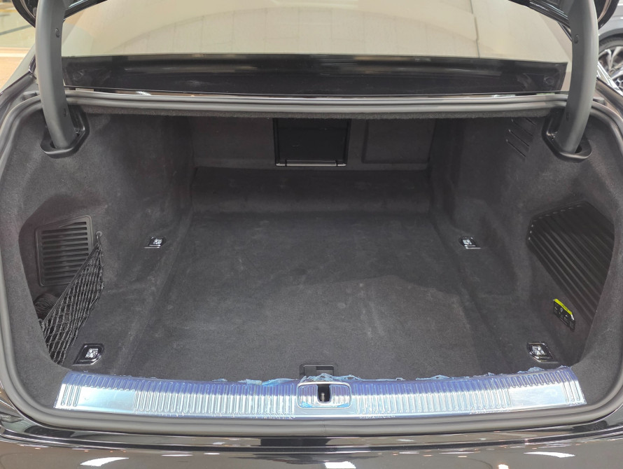 Audi A8 55TFSI Premium LWB 2023 Audi A8 55TFSI Premium LWB 2023