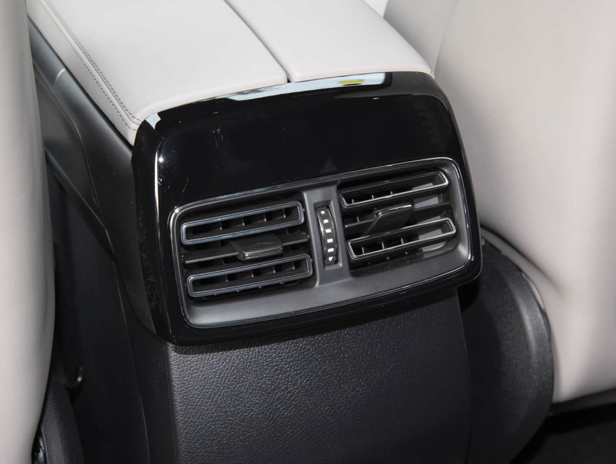 BYD Tang DM-i Basic 2025 BYD Tang DM-i Basic 2025