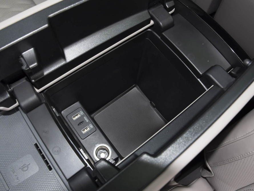BYD Tang DM-i Basic 2025 BYD Tang DM-i Basic 2025
