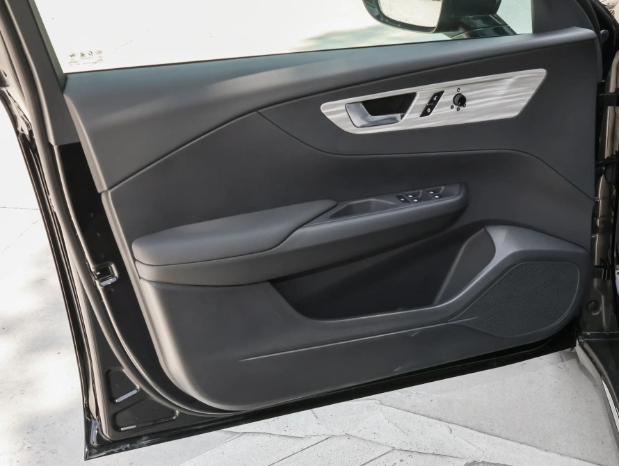 Hongqi E-QM5 Rental Edition 2025 Hongqi E-QM5 Rental Edition 2025