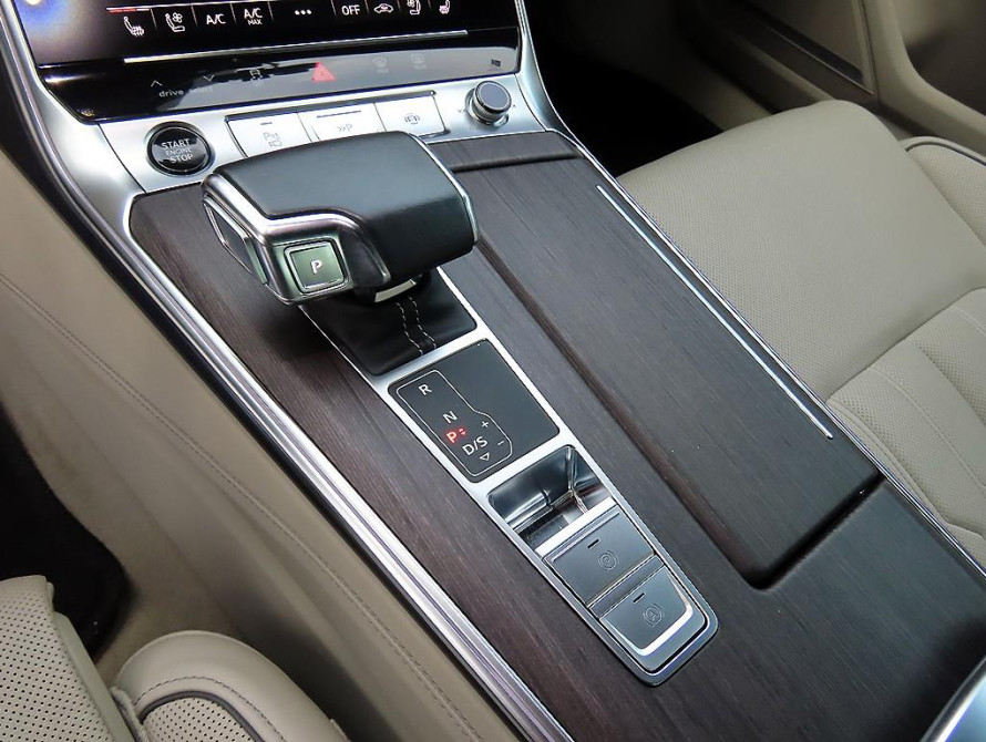 Audi A7 55TFSI quattro Premium 2024 Audi A7 55TFSI quattro Premium 2024