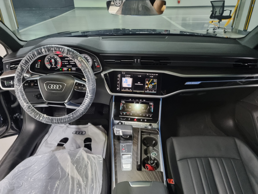 Audi A6 45TFSI Premium 2023 Audi A6 45TFSI Premium 2023