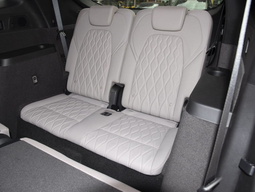 BYD Tang DM-i Basic 2025 BYD Tang DM-i Basic 2025