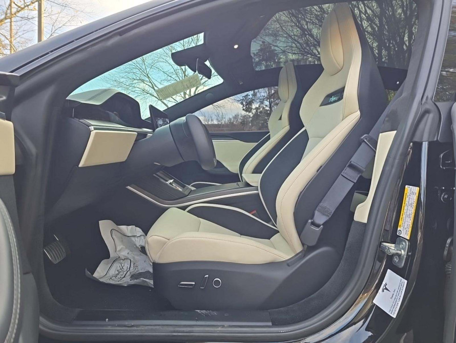 Tesla Model S Plaid 2025 Tesla Model S Plaid 2025
