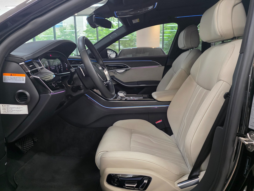 Audi A8 55TFSI Premium LWB 2023 Audi A8 55TFSI Premium LWB 2023