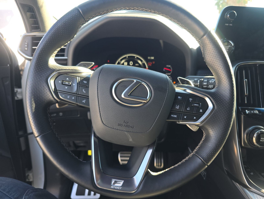 Lexus LX600F Sport 2024 Lexus LX600F Sport 2024