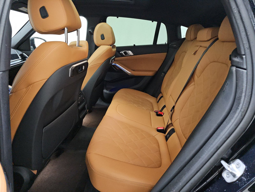 BMW X6 Sports Coupe xDrive40i 2025 BMW X6 Sports Coupe xDrive40i 2025