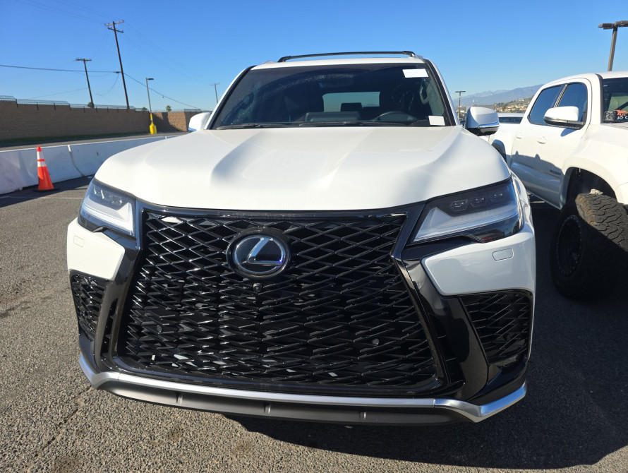 Lexus LX600F Sport 2024 Lexus LX600F Sport 2024