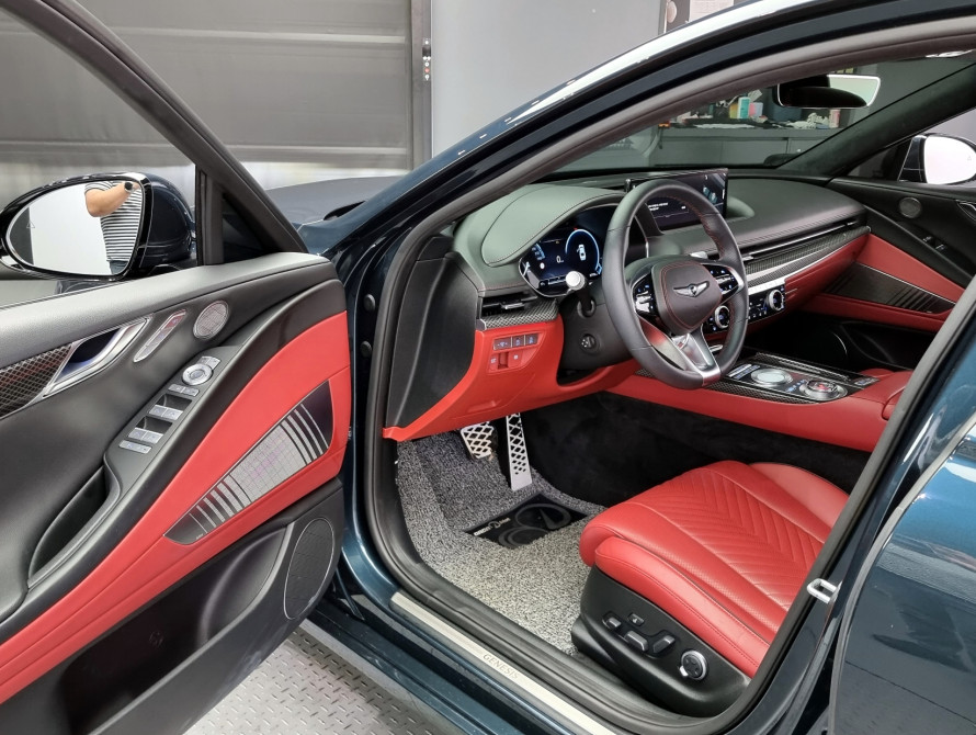 Genesis G80 2025 Genesis G80 2025