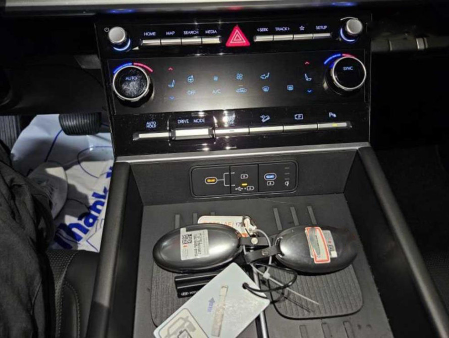 Hyundai Santa Fe 2WD Exclusive 2025 Hyundai Santa Fe 2WD Exclusive 2025