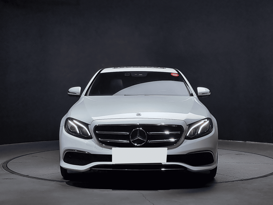 Mercedes-Benz E-Class 250 2025 Mercedes-Benz E-Class 250 2025