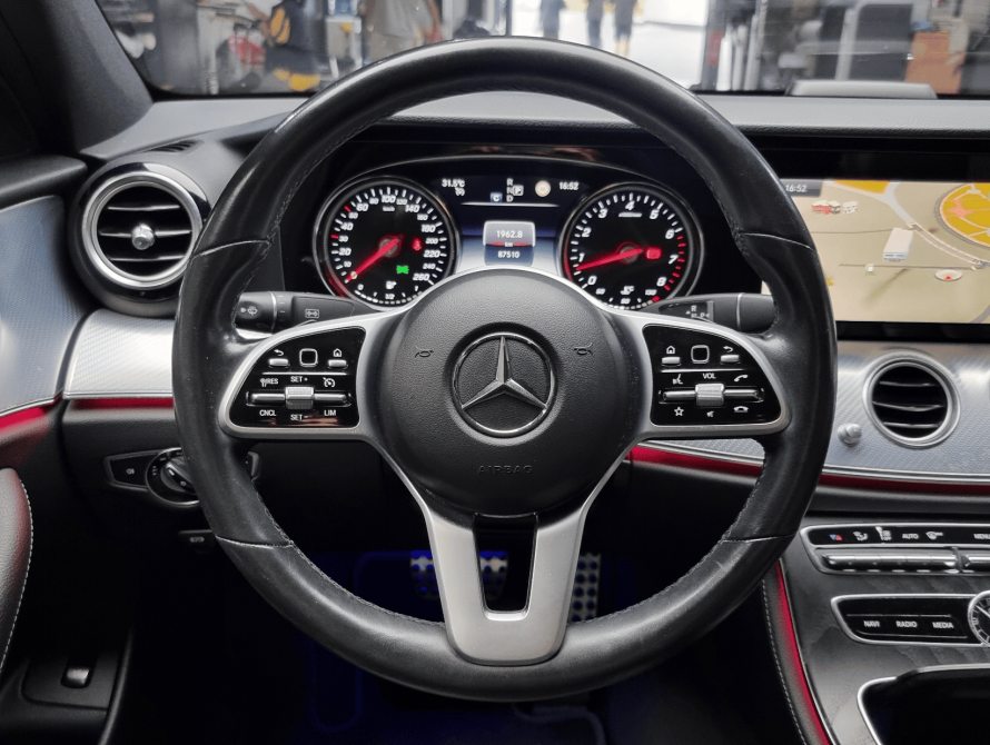 Mercedes-Benz E-Class 250 2025 Mercedes-Benz E-Class 250 2025