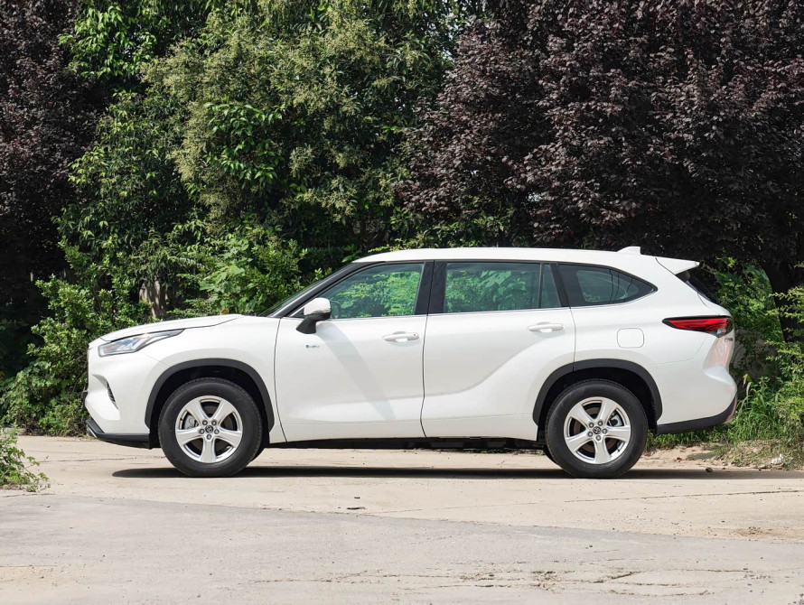 Toyota Highlander Mid 2024 Toyota Highlander Mid 2024