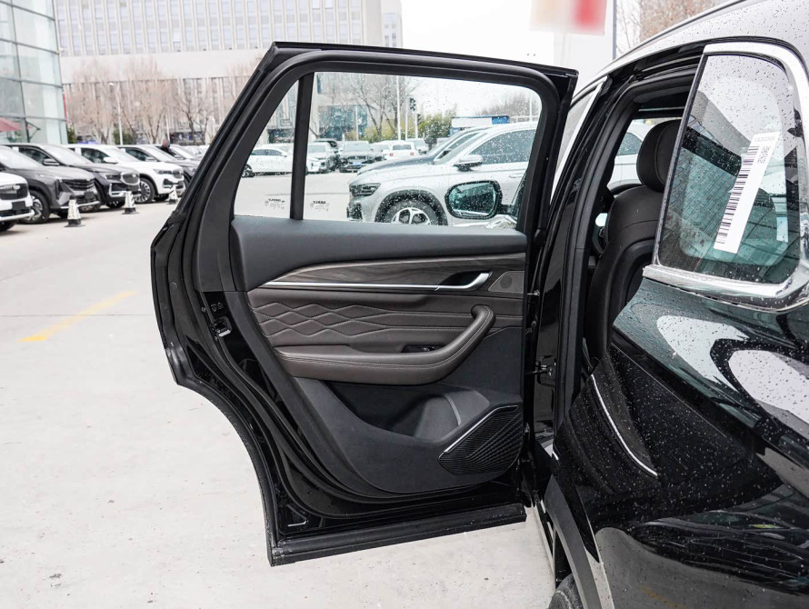 Geely Xingyue L Basic 2025 Geely Xingyue L Basic 2025