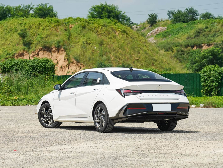 Hyundai Elantra Basic 2023 Hyundai Elantra Basic 2023