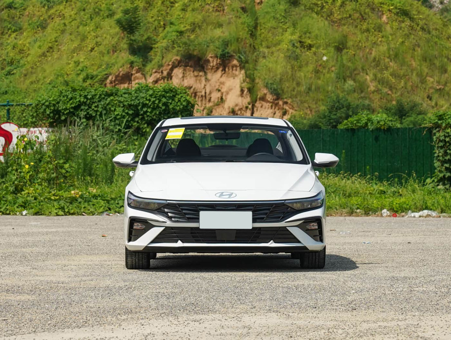 Hyundai Elantra Basic 2023 Hyundai Elantra Basic 2023