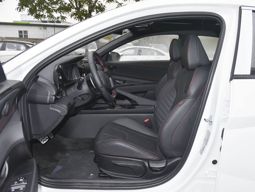Hyundai Elantra 240TGDi Basic 2023 Hyundai Elantra 240TGDi Basic 2023