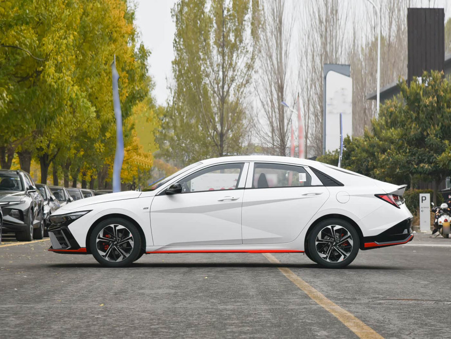 Hyundai Elantra 240TGDi Basic 2023 Hyundai Elantra 240TGDi Basic 2023