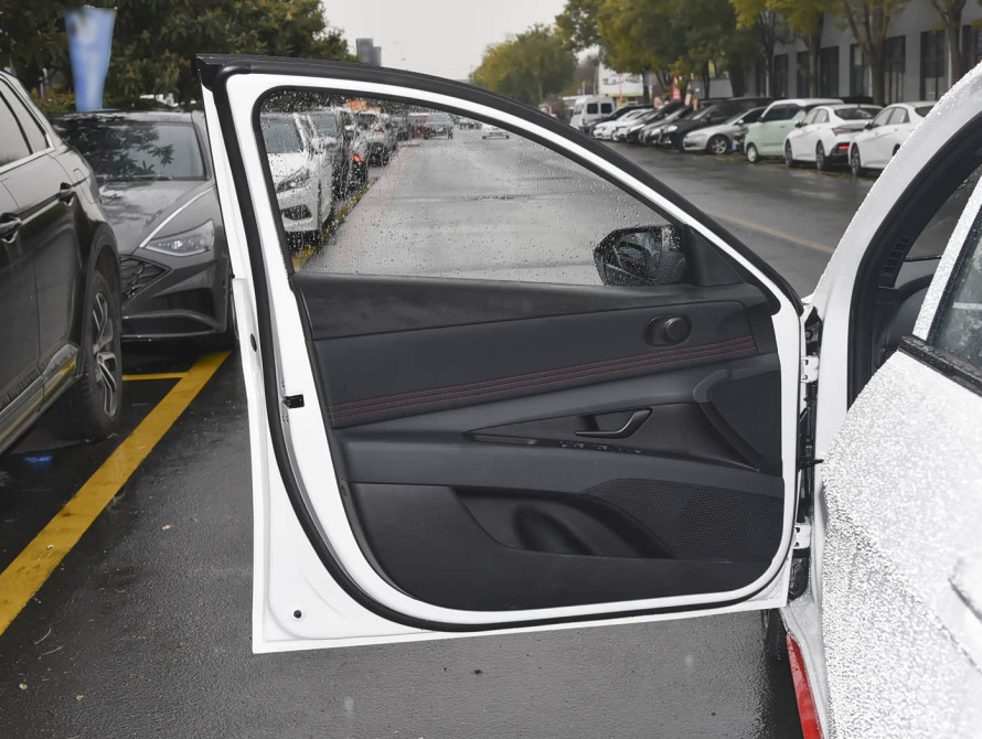 Hyundai Elantra 240TGDi Basic 2023 Hyundai Elantra 240TGDi Basic 2023