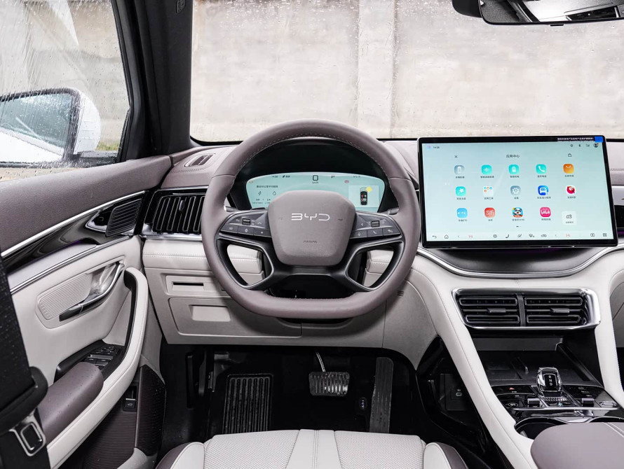 BYD Song Plus DM-i Mid 2025 BYD Song Plus DM-i Mid 2025
