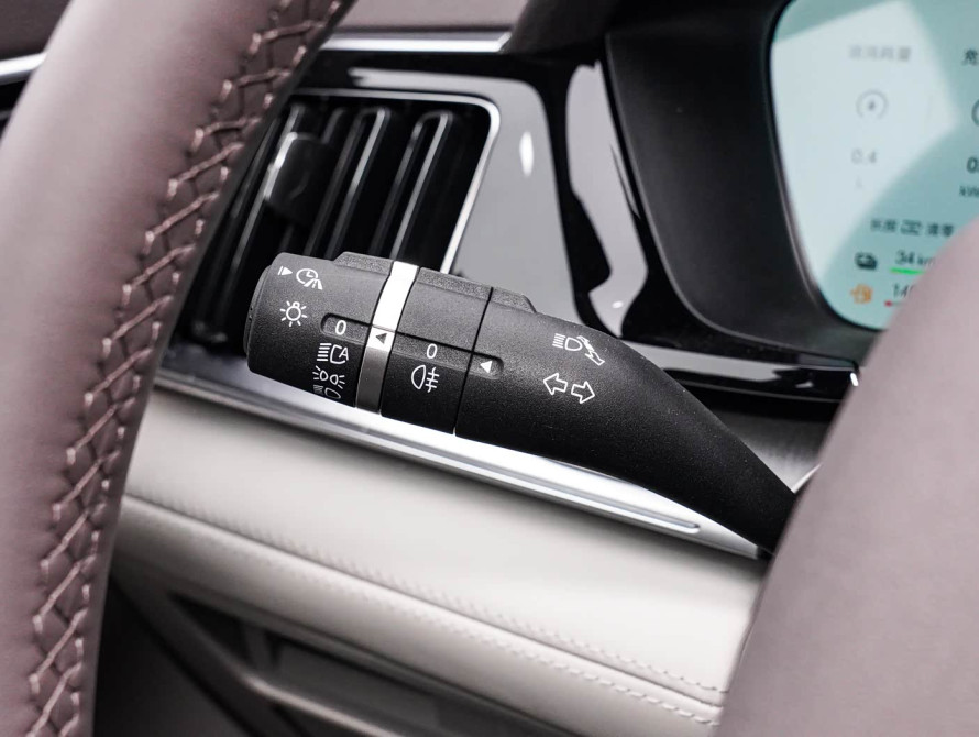 BYD Song Plus DM-i Mid 2025 BYD Song Plus DM-i Mid 2025