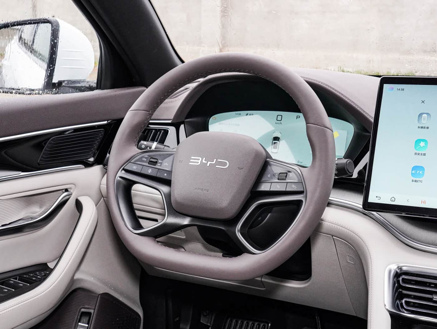 BYD Song Plus DM-i Mid 2025 BYD Song Plus DM-i Mid 2025