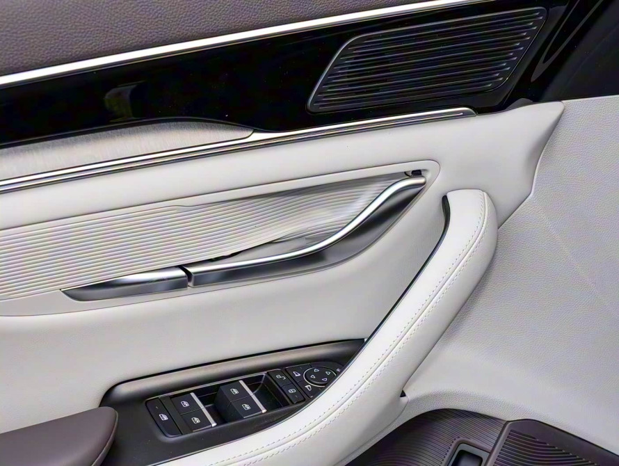 BYD Song Plus DM-i Top 2025 BYD Song Plus DM-i Top 2025