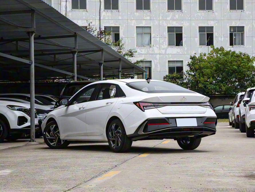 Hyundai Elantra Pre-Top 2023 Hyundai Elantra Pre-Top 2023